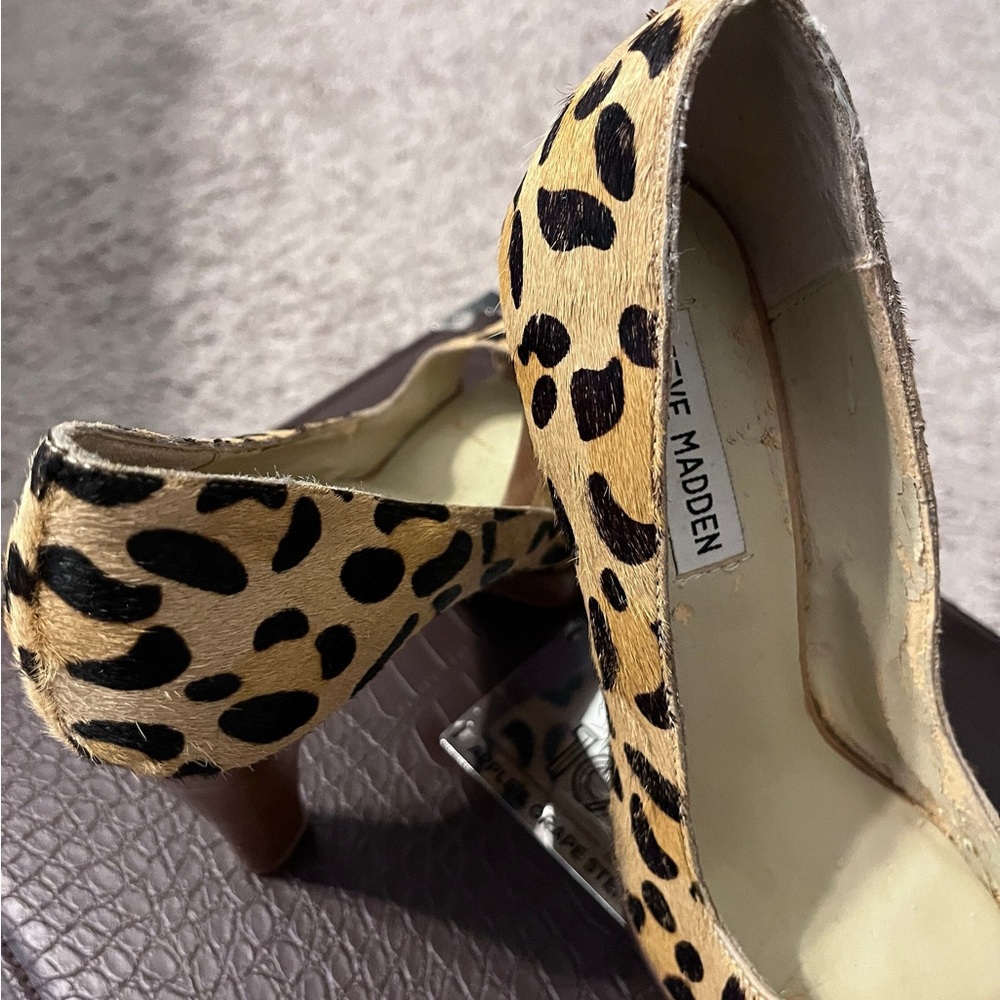 Authentic Leopard Pumps - Picture 2 of 5